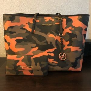 🖤SALE🖤Michael Kors Purse & Wallet